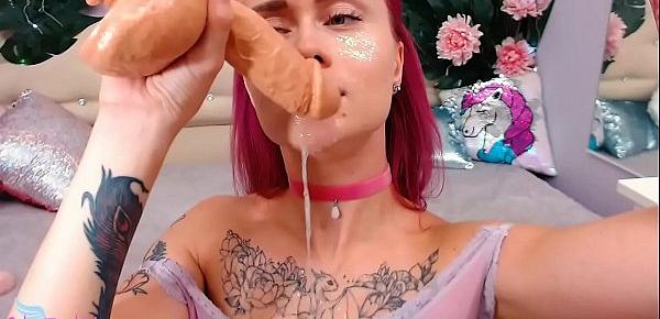  Perfect Babe Deepthroat and Play Pussy Sex Toy and Fills Himself Sperm
